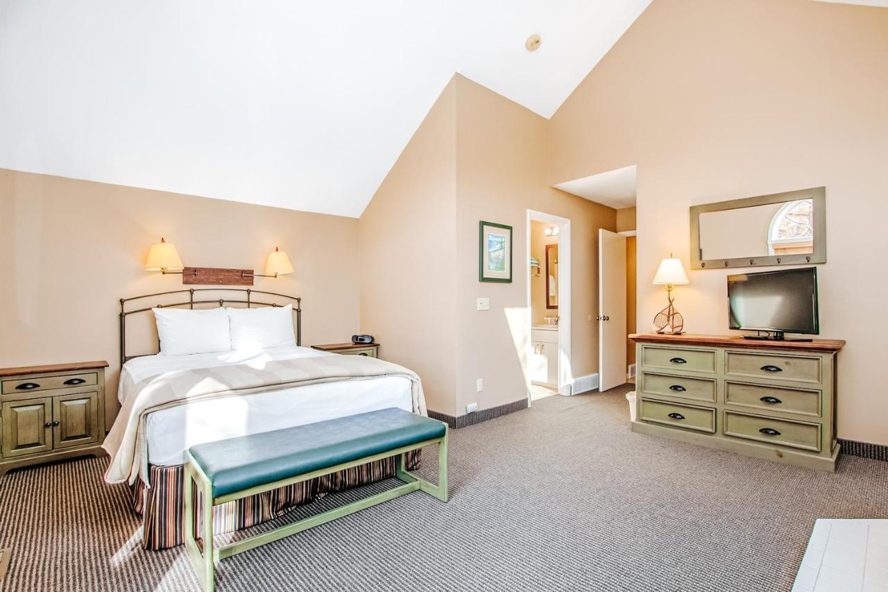 Wintergreen Condos Thompsonville Bagian luar foto